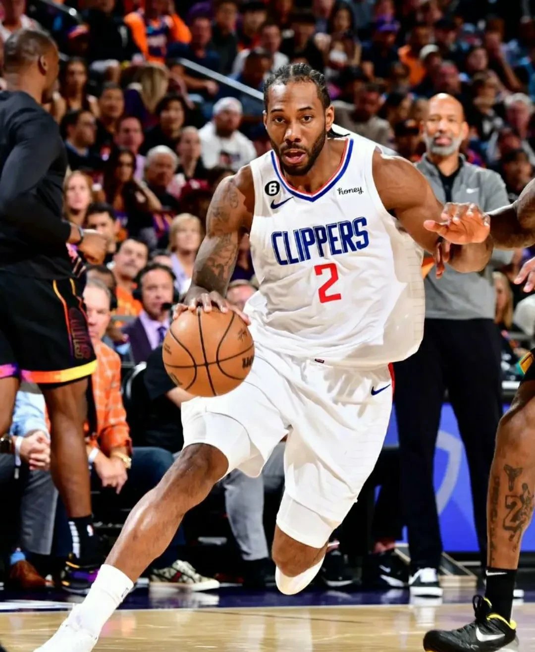 浙江队横扫雷霆，伦纳德关键制胜