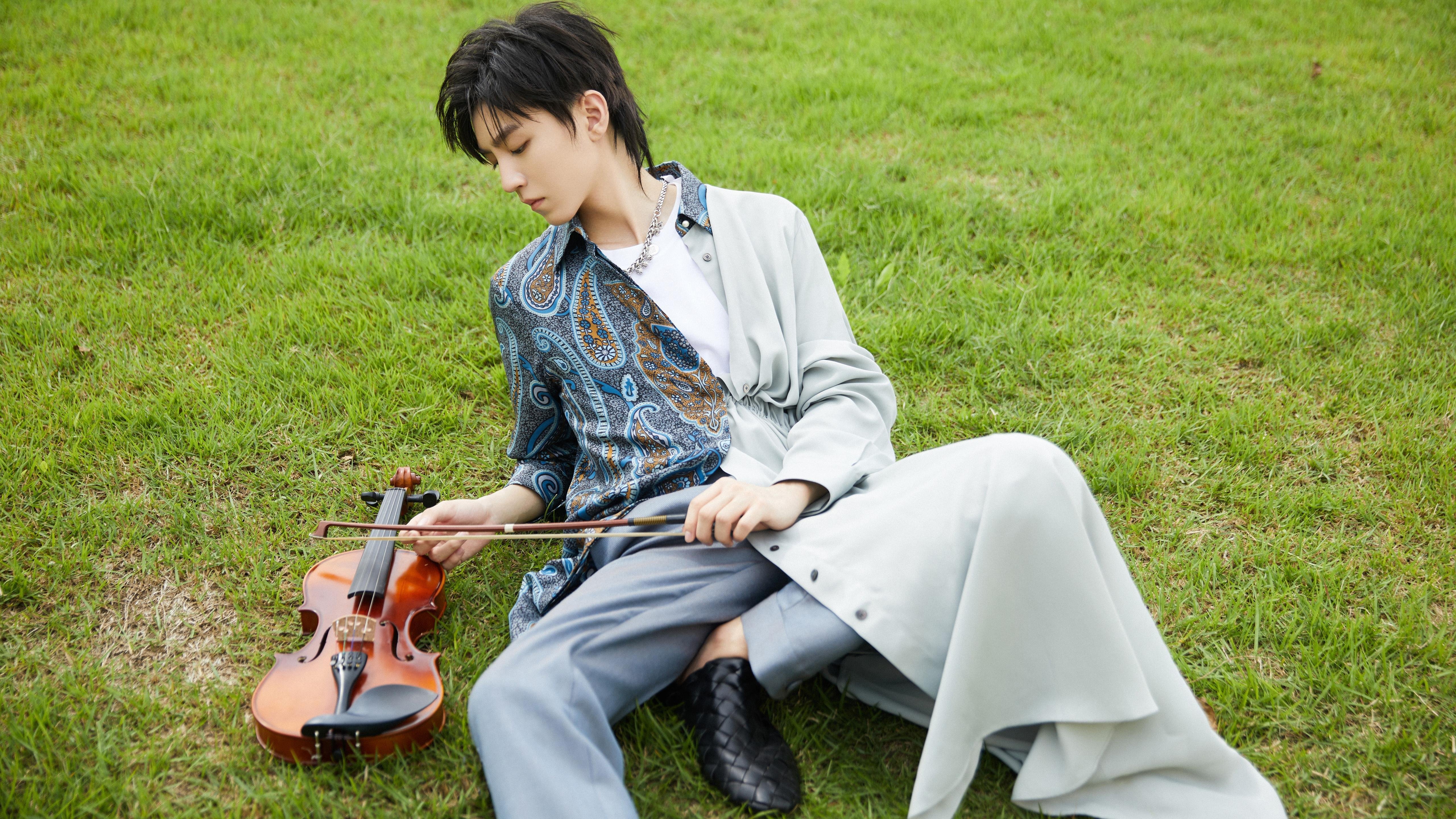 法比尼奥的辉煌时刻,瑞士逆袭厄瓜多尔,焦点战他接管比赛