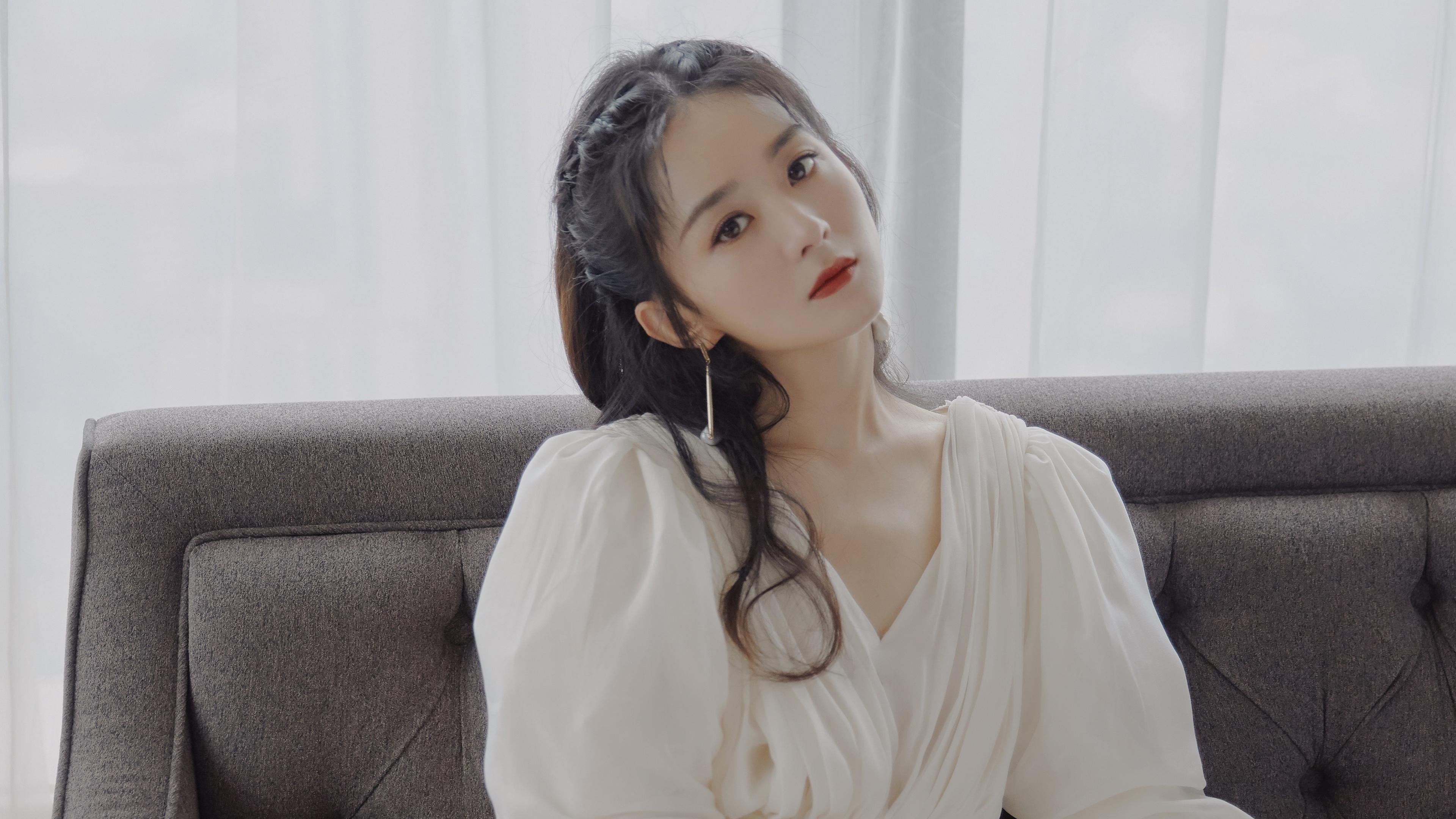 临界日,当巴萨的绝杀与库尔图瓦的指尖在时空裂缝中共振